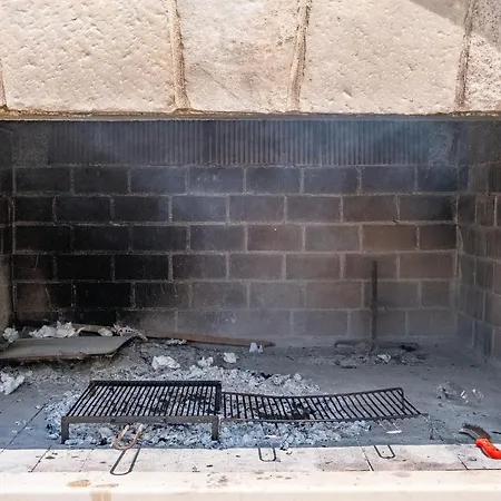 House Bracuta * פוצ'ישצ'ה
