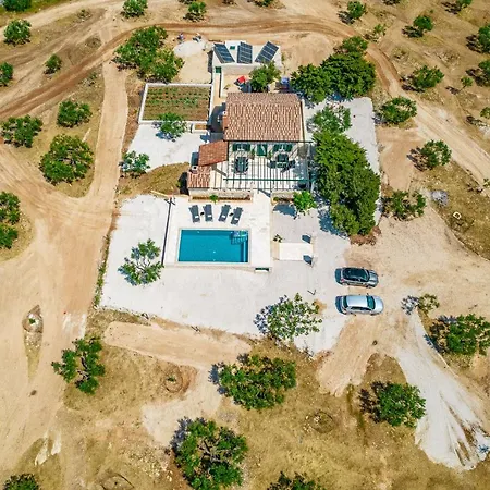 בית נופש House Bracuta פוצ'ישצ'ה