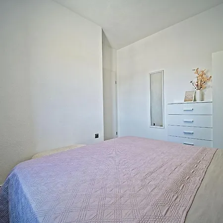 בית נופש House Bracuta פוצ'ישצ'ה